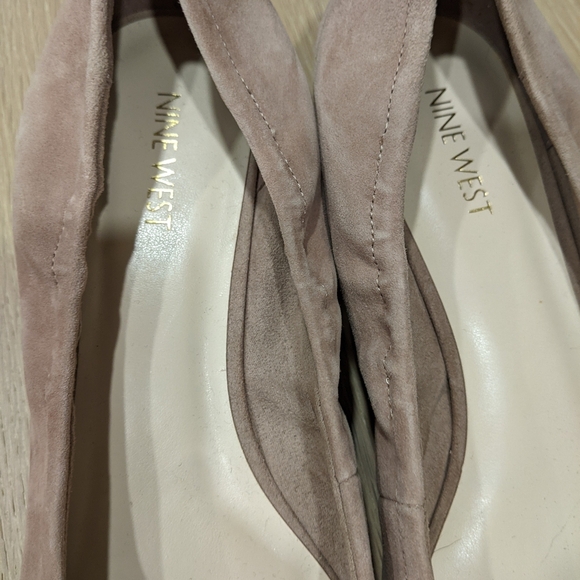 Tan Suede low heels - Picture 11 of 12